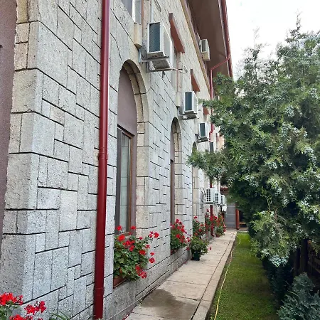 Hotel Claudia 3*