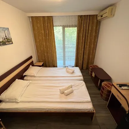 Claudia Hotel