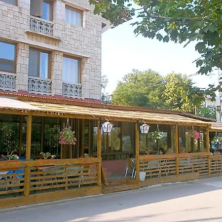 Claudia Hotel 3*